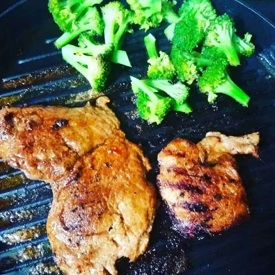 Farha's dish Steak with veggies|Farhaさん