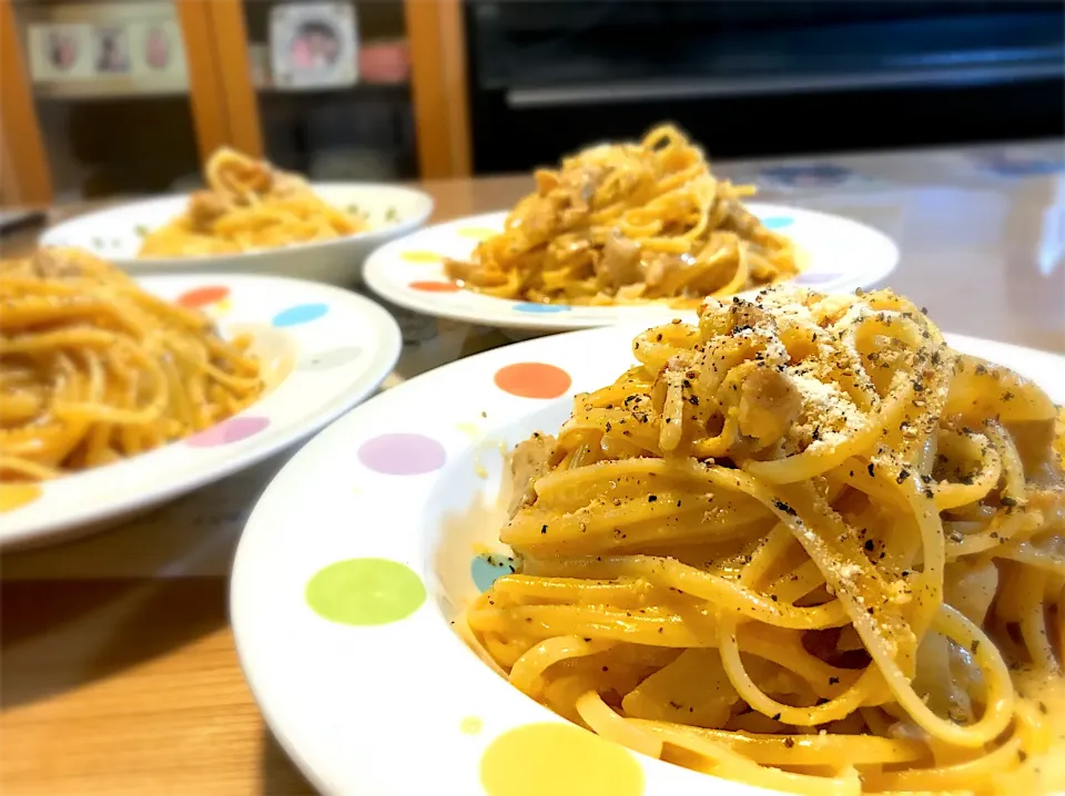 今日のパパパスタ【豚ばら肉でカルボナーラ】|不動南平さん