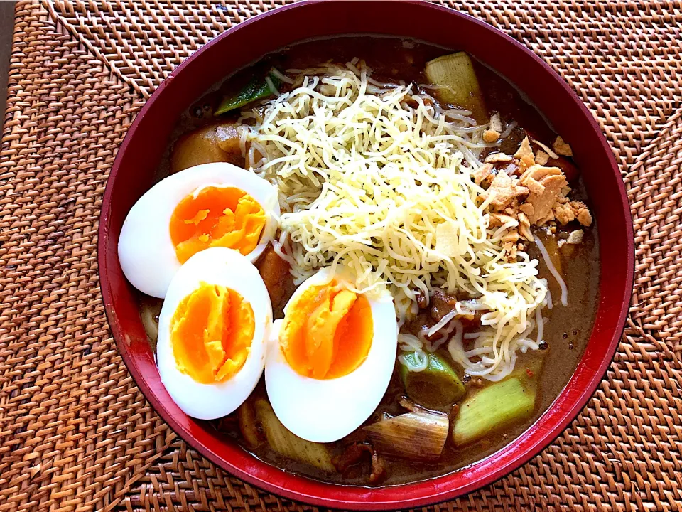 Leslie Shike's dish👍curry udon with cheese toppings👍|Leslie Shikeさん