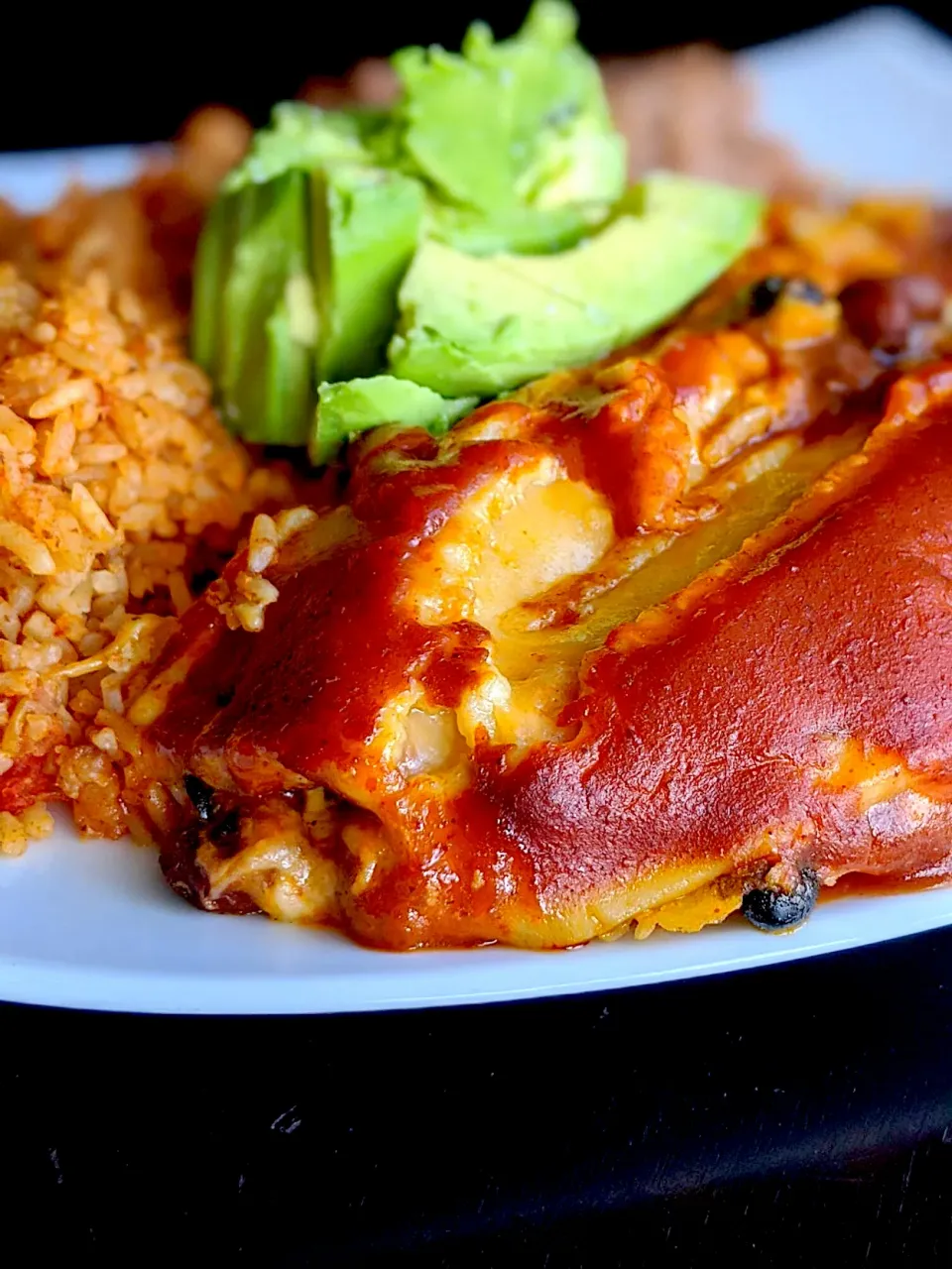 Black bean vegan cheese enchiladas|WholeLivingLargeさん