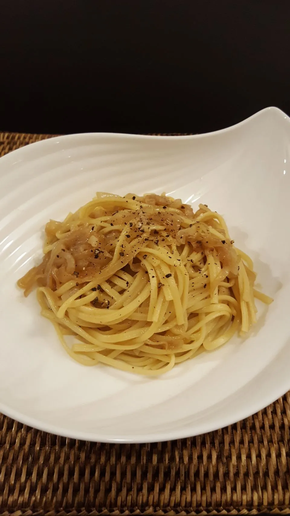 玉ねぎとアンチョビのパスタ|ysntomoさん