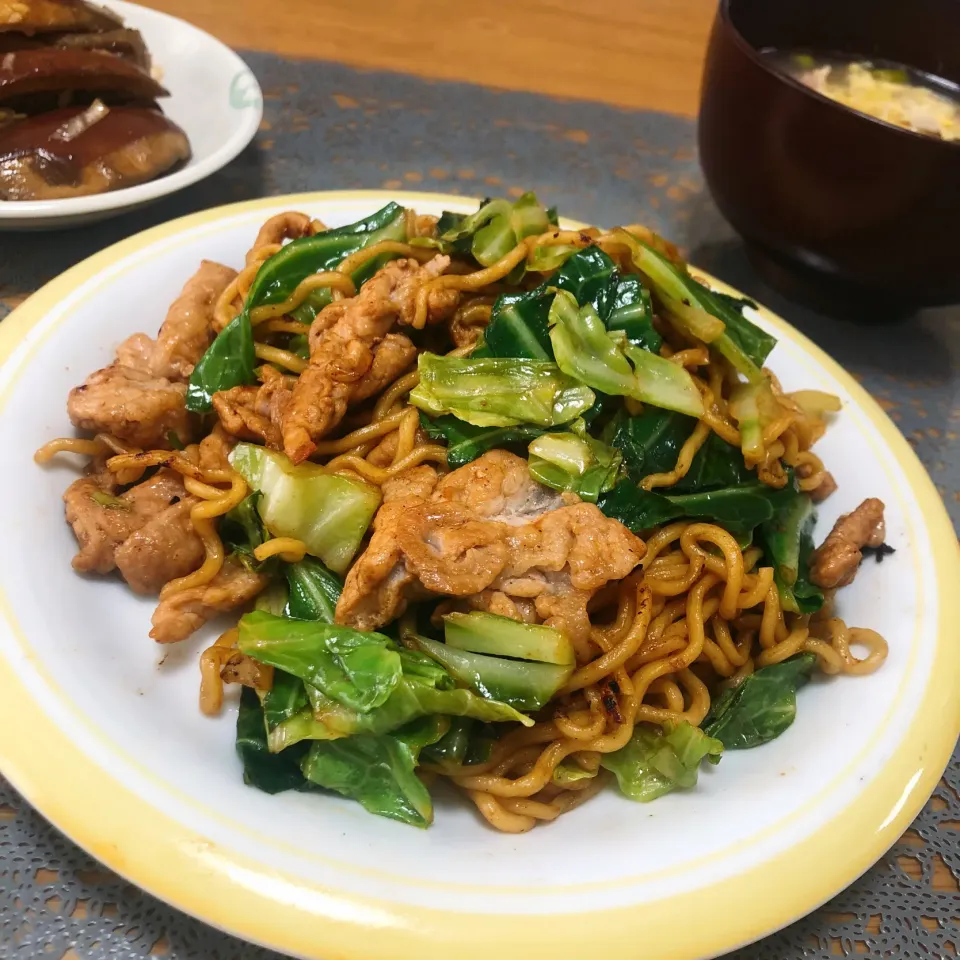 Snapdishの料理写真:祖母直伝の焼きそば🍴|安侑美のロカボ日記✈︎さん