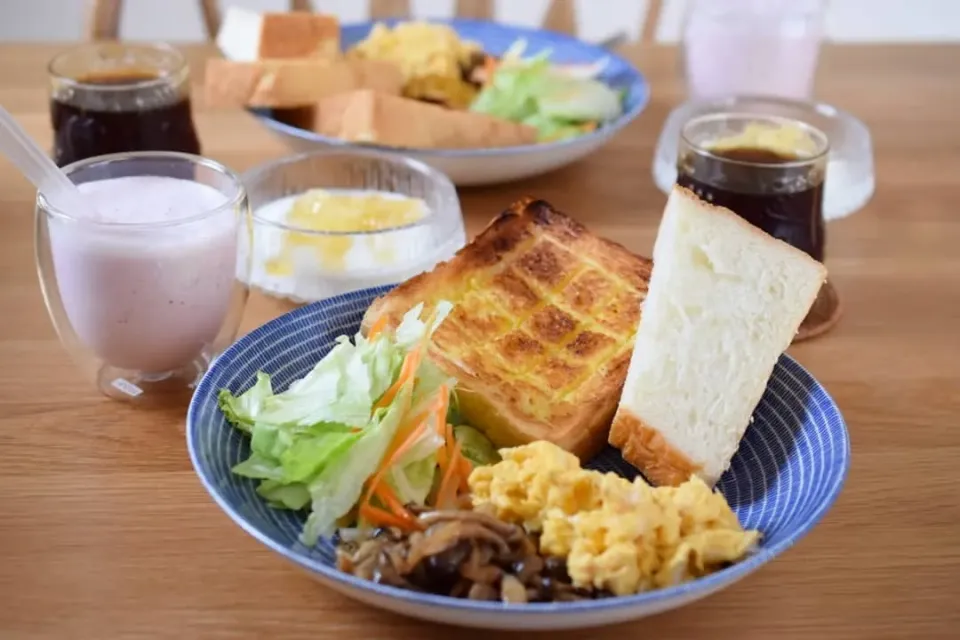 晴れ時々パンなワンプレートランチ|うにんぱすさん