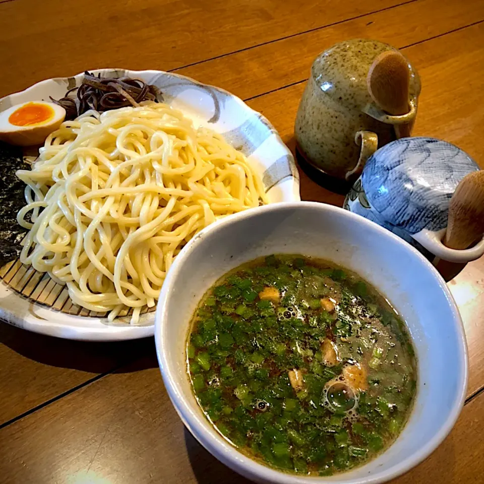 Snapdishの料理写真:豚骨・鶏ガラ・煮干しを１日煮込んだ濃厚な自家製つけ麺|cheataさん