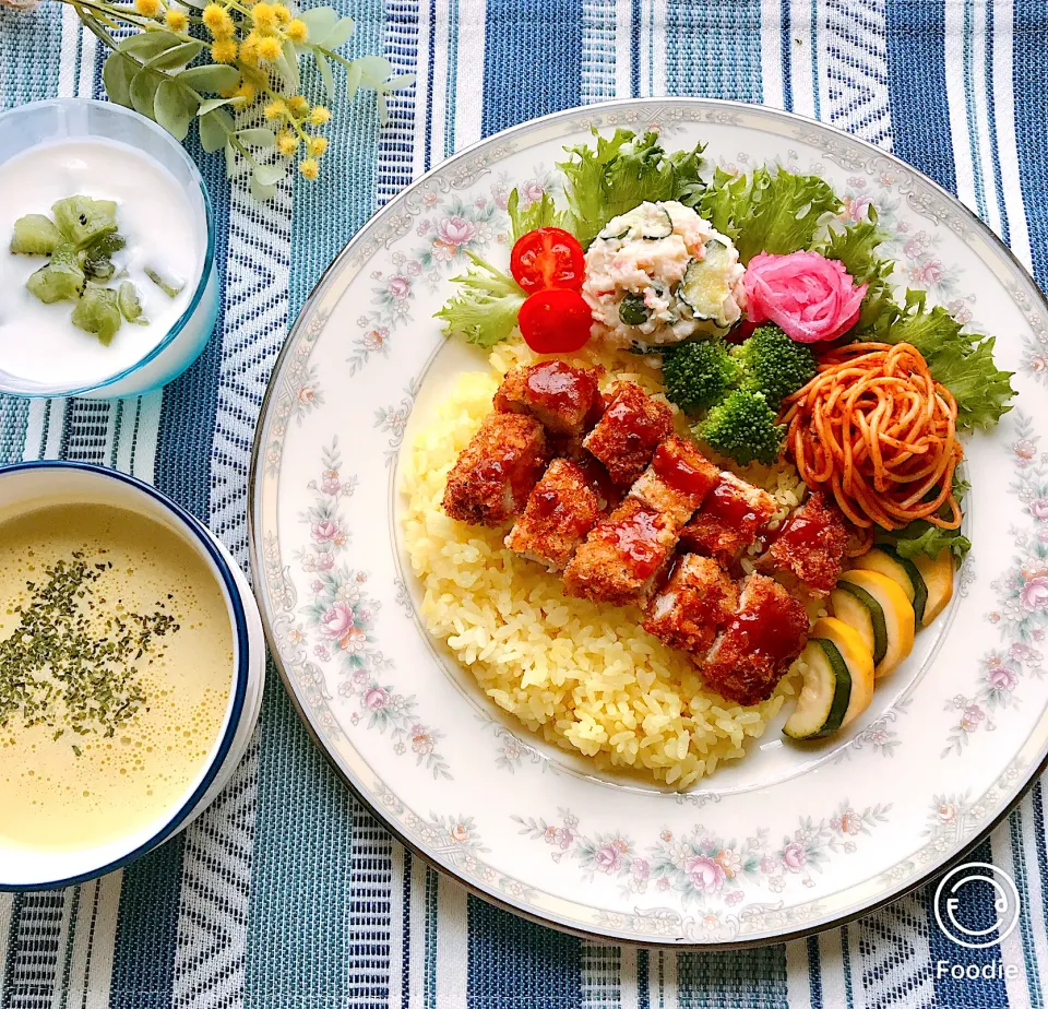 《夫のテレワークランチ✳︎トルコライス》|ちゃべさん