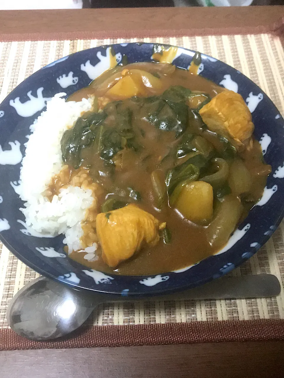 ほうれん草入りチキンカレー|わたゆーさん