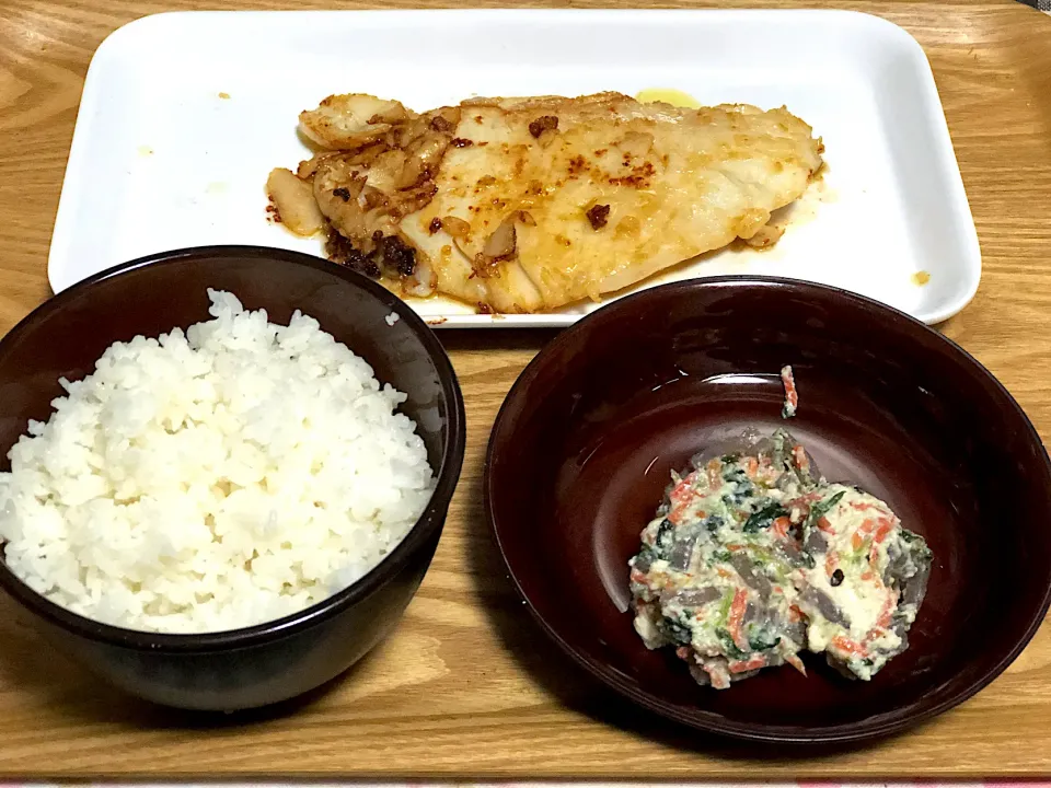 Snapdishの料理写真:☆たらのバターしょう油焼き ☆ほうれん草白和え|まぁたんさん