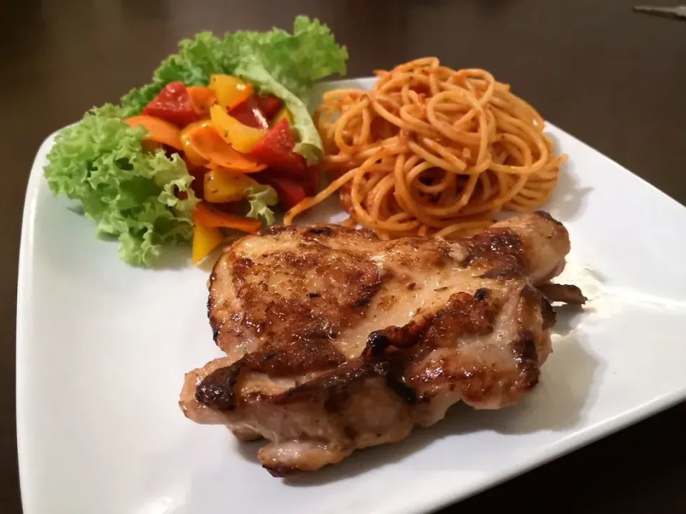 chicken chop ➕ spaghetti
with lemon saurce|yanさん