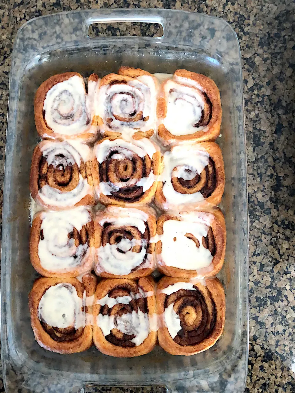 Maple 🍁 Cinnamon Rolls|WholeLivingLargeさん