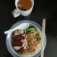 Soy sauce chicken noodles.|Food Xtremistさん