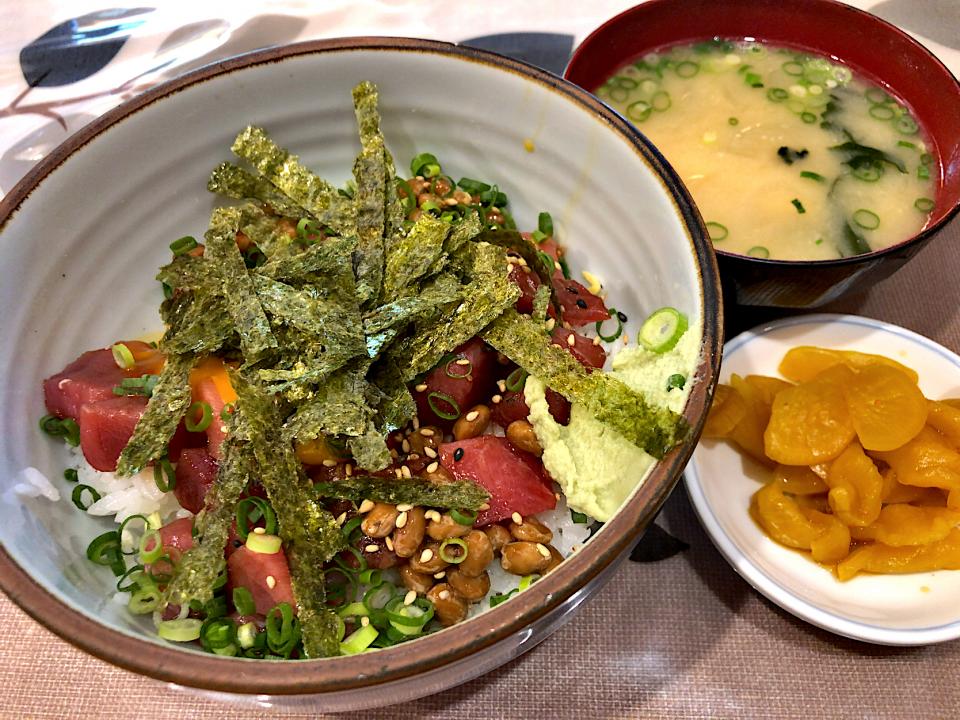 納豆鉄火丼