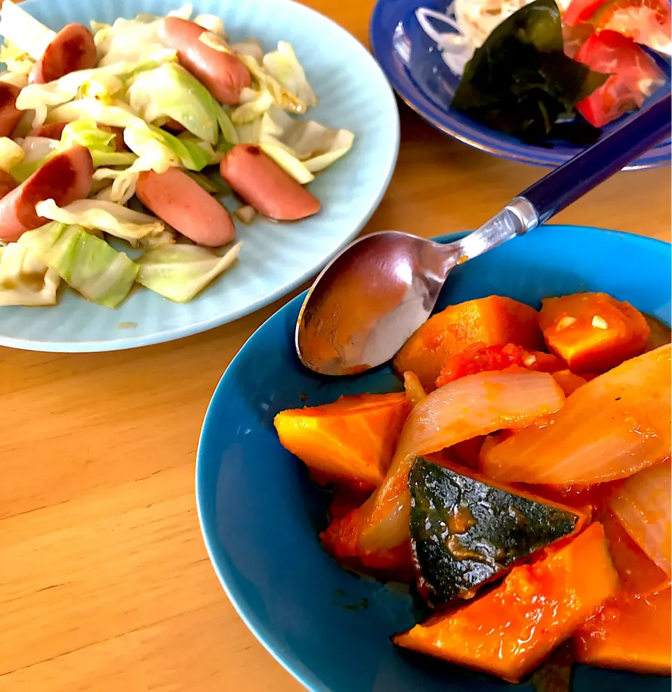 トマトまるごとの煮物😊|ひまさくさん