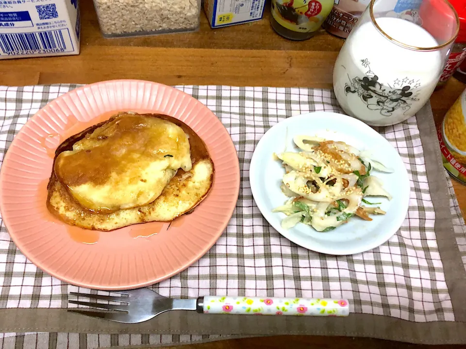 パンケーキ🥞サラダ、ダルゴナ|のさん