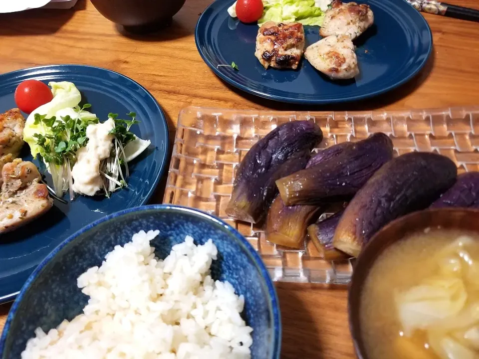 Snapdishの料理写真:仕事のあとのお夕飯|misuzvさん