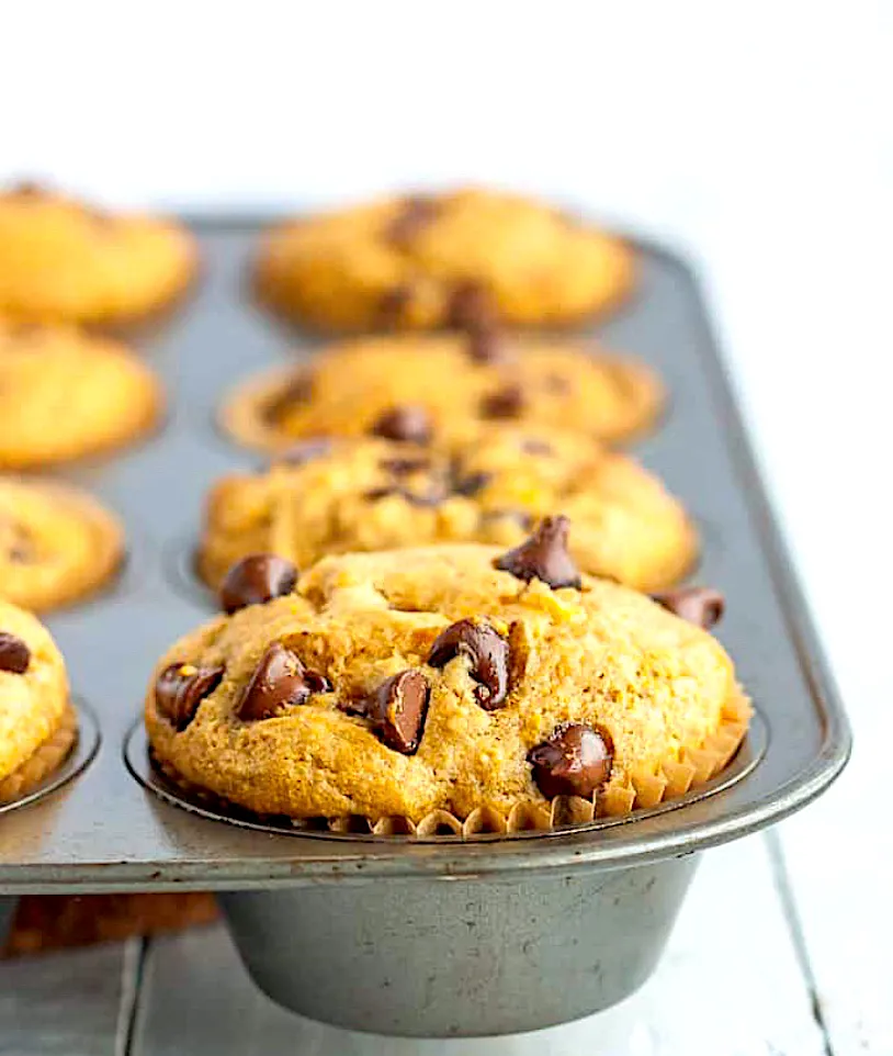 Banana chocolate chip muffins|Rowaidaさん