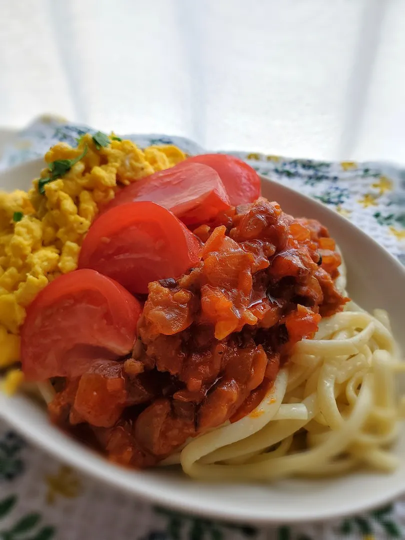 みるくここあさんの料理 ちいさな箱cafeさんレシピ
うんまい洋風そぼろ丼をパスタでしてみました|みるくここあさん