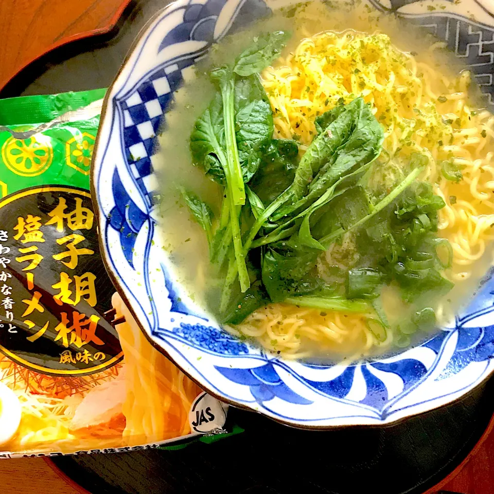 シンプル柚子胡椒塩ラーメン|シュトママさん