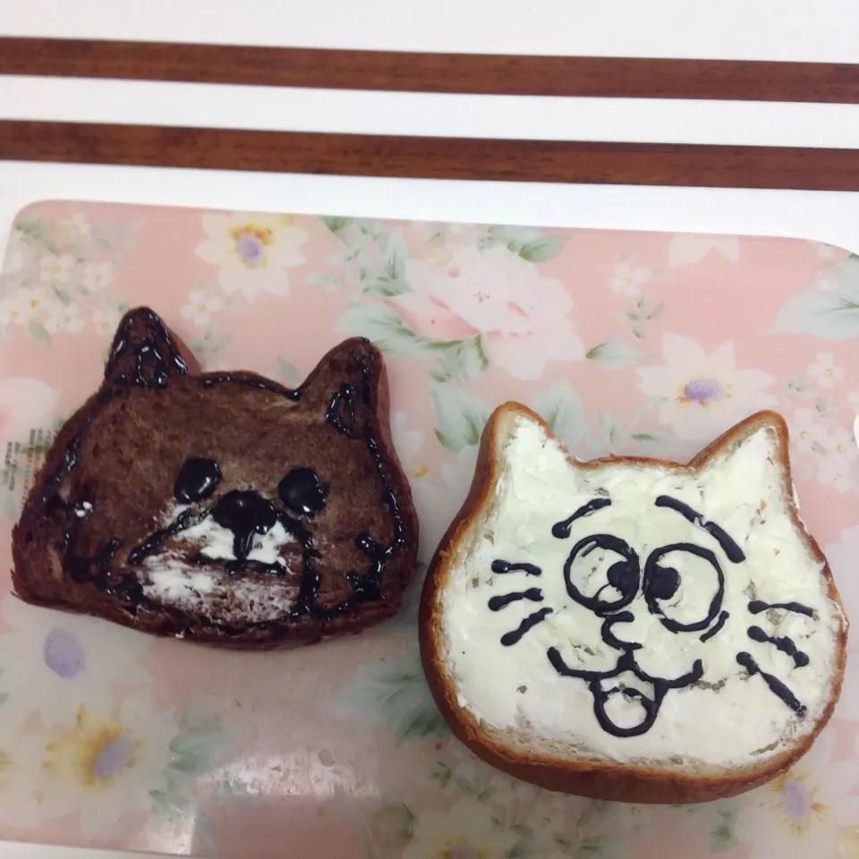 ねこねこ食パン🍞|Sanままさん