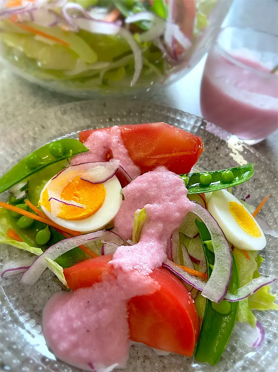 マリンさんの料理 苺ミルク🍓じゃないわよ！今朝のサラダ🥗|てんてんさん