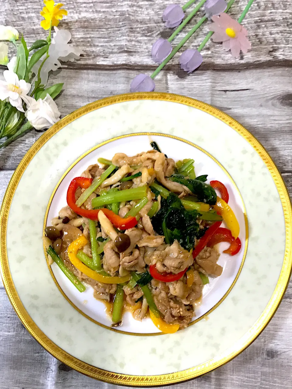 あいさんの料理 豚肉と小松菜のオイスターソース炒め🥬|いっちゃんさん