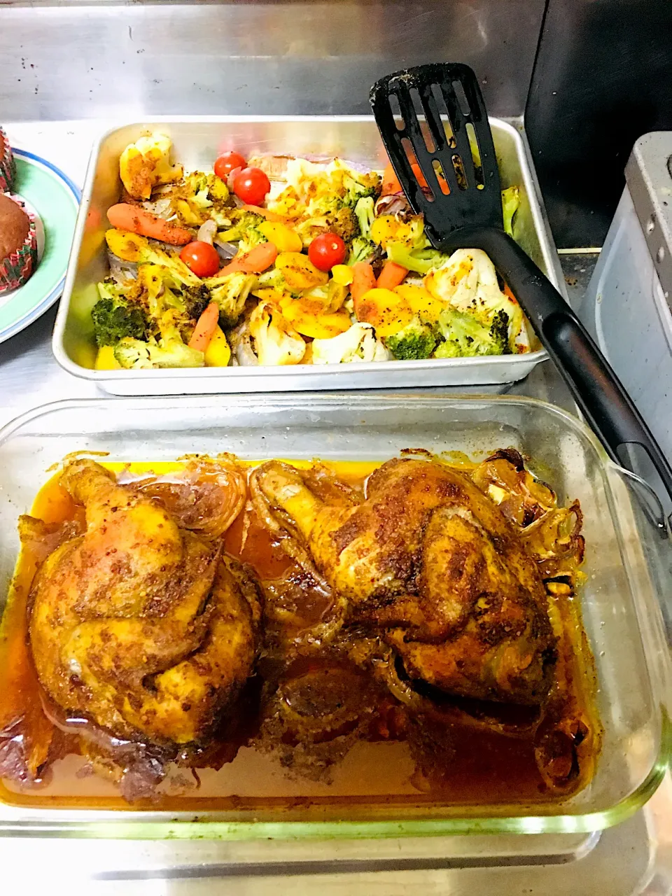 Oven-baked chicken and veggies|Mimiさん