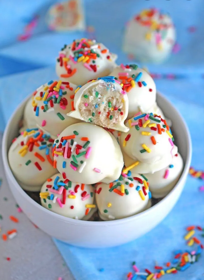 No bake cake batter truffles|Rowaidaさん