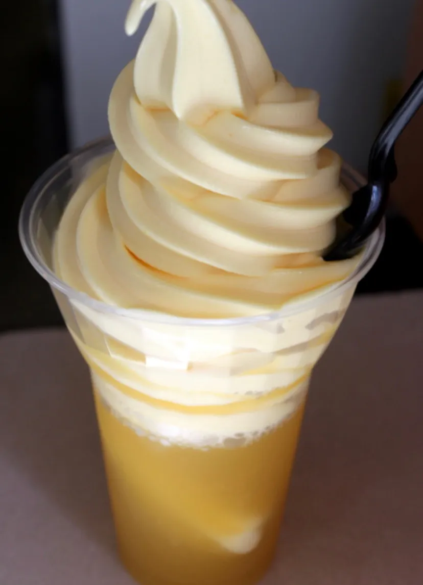 Snapdishの料理写真:Disneys pineapple dole whip|Rowaidaさん