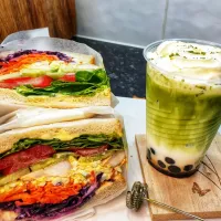 my own sando and matcha latte with bubble pearl|aubzさん