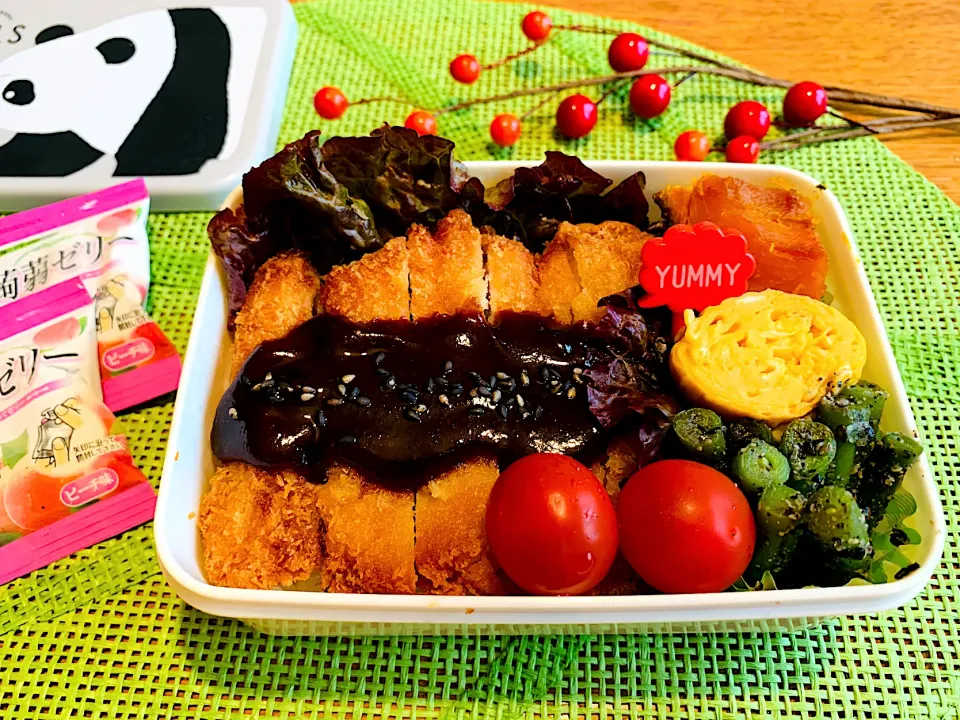 JKお弁当🍱味噌カツ弁当|いちごさん