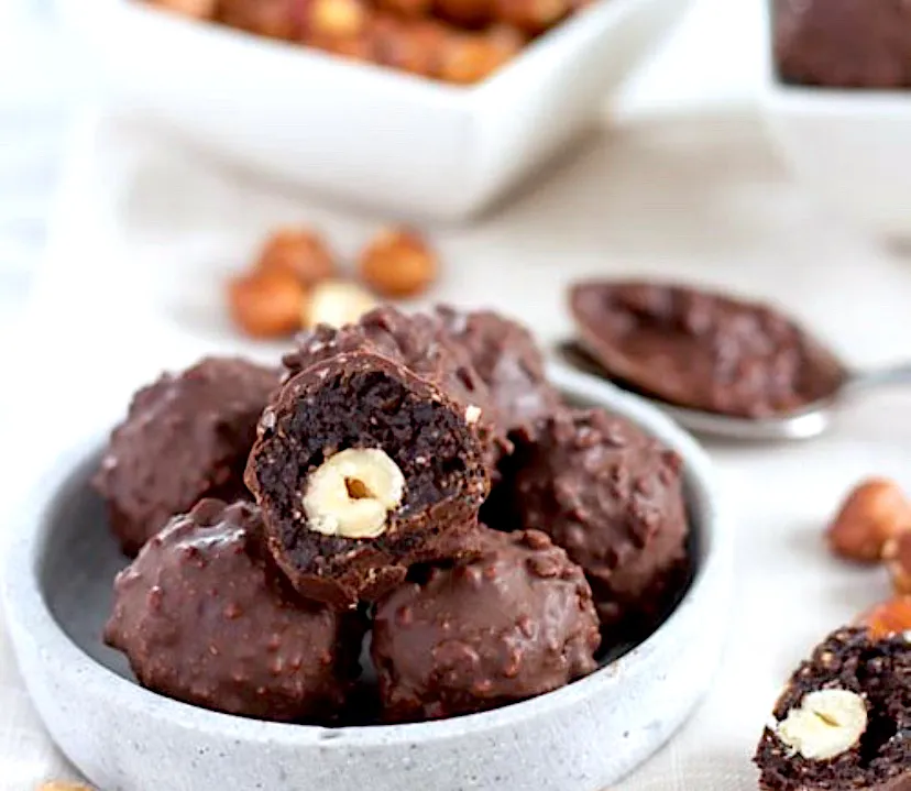 Healthy vegan ferrero rocher|Rowaidaさん