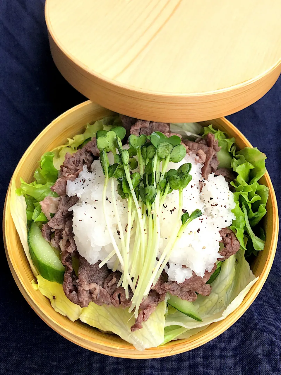 お肉サラダ🥗|はなえ飯さん