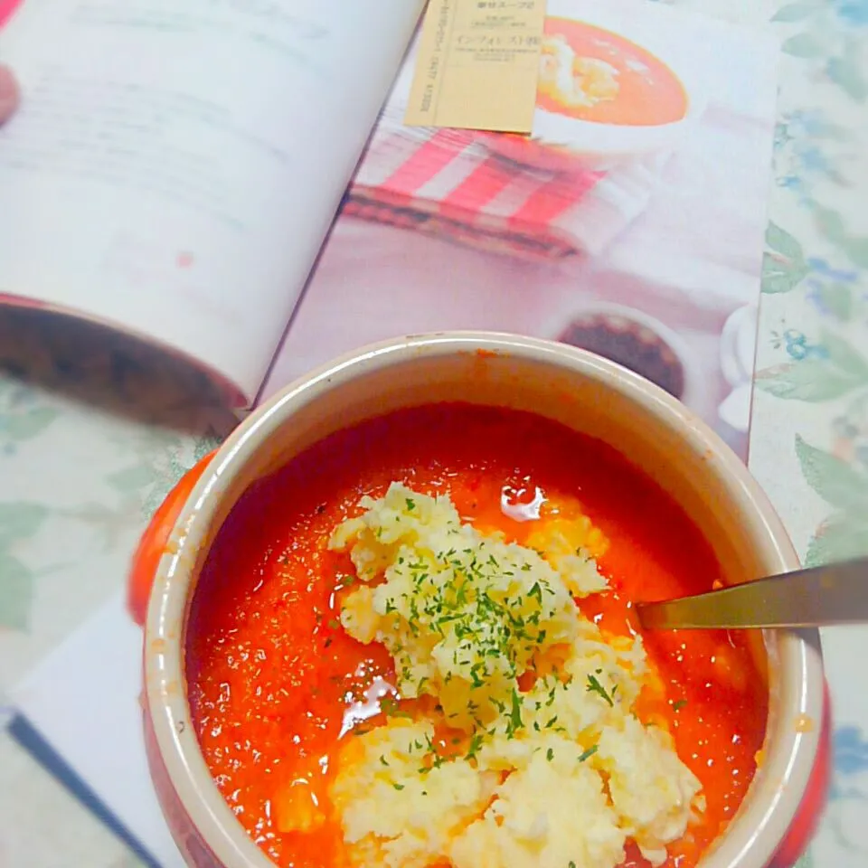 Snapdishの料理写真:赤ピーマンとマッシュポテトのスープ|うたかた。さん