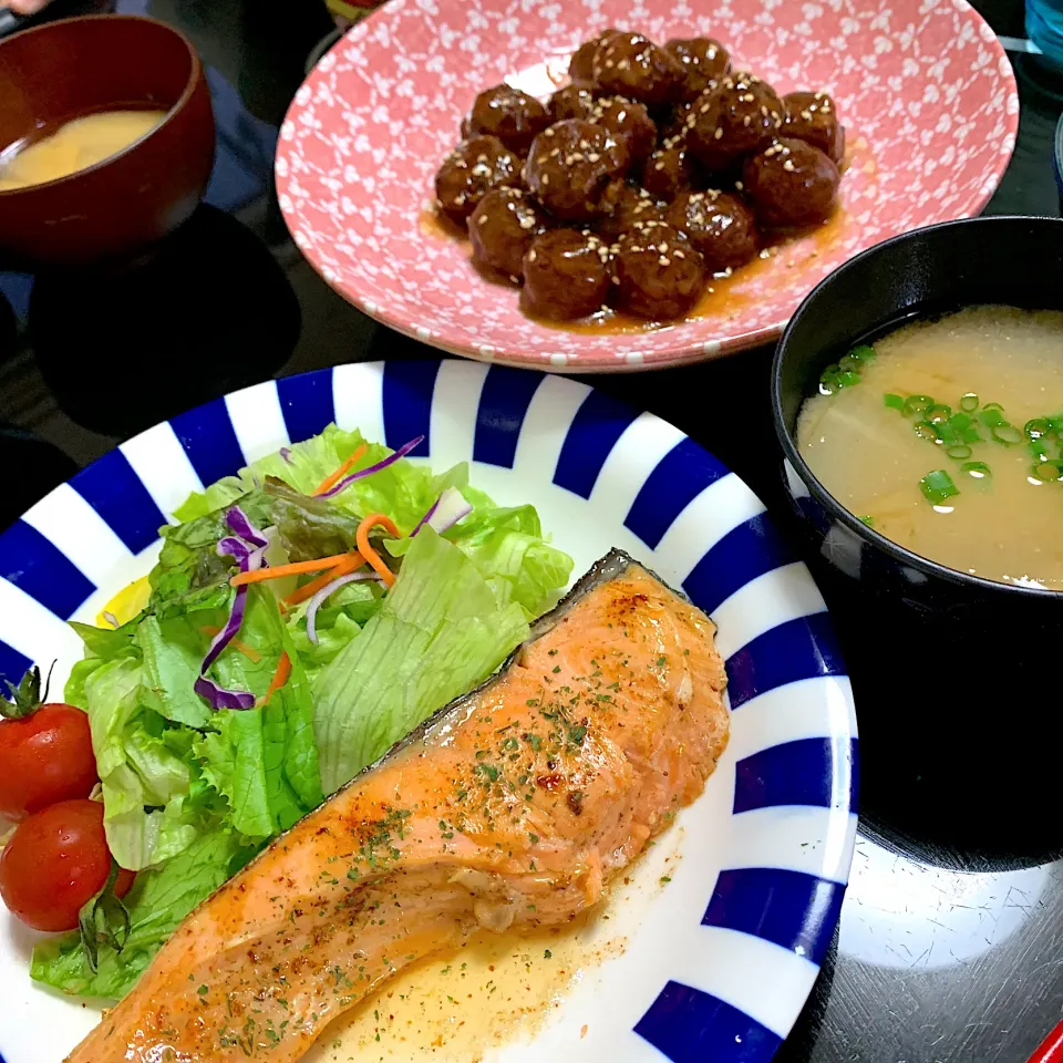 Snapdishの料理写真:鮭のバター焼き🐟|♥︎AOI♥︎さん