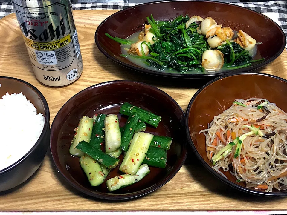 ☆ベビーホタテとほうれん草のバターしょう油ソテー　☆旨辛胡瓜　☆春雨サラダ ☆ビール🍺|まぁたんさん