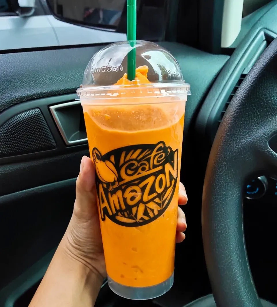 Thai milk tea frappe|shehphさん