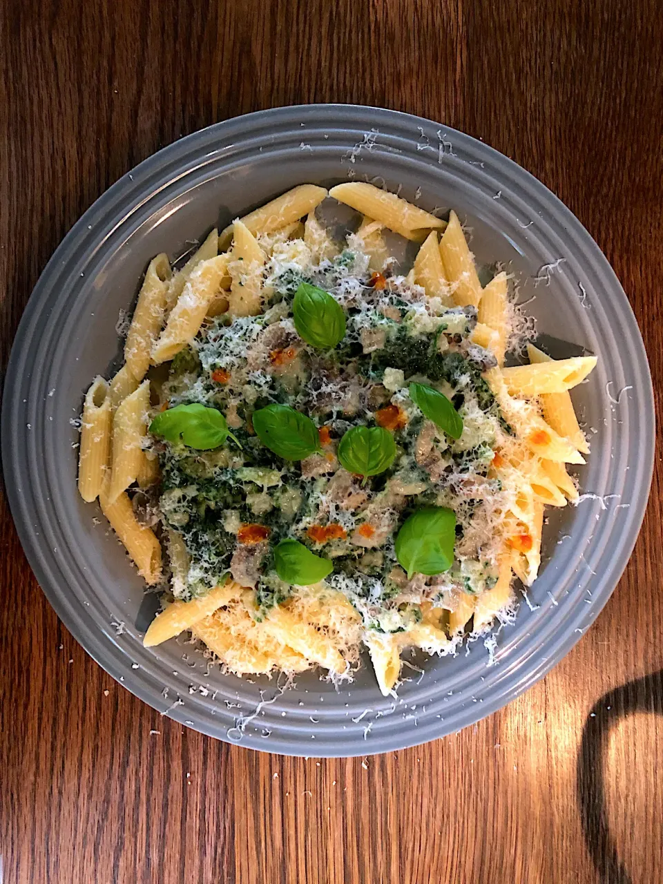 Creamy pasta with shrooms and spinach|Everyday normal guyさん