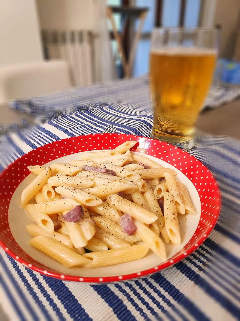 Pasta with Parma ham and parmesan sauce|Ery_05さん