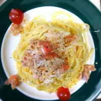 Snapdishの料理写真:ツナとトマトと新玉ねぎの冷製塩パスタ|kokkoさん