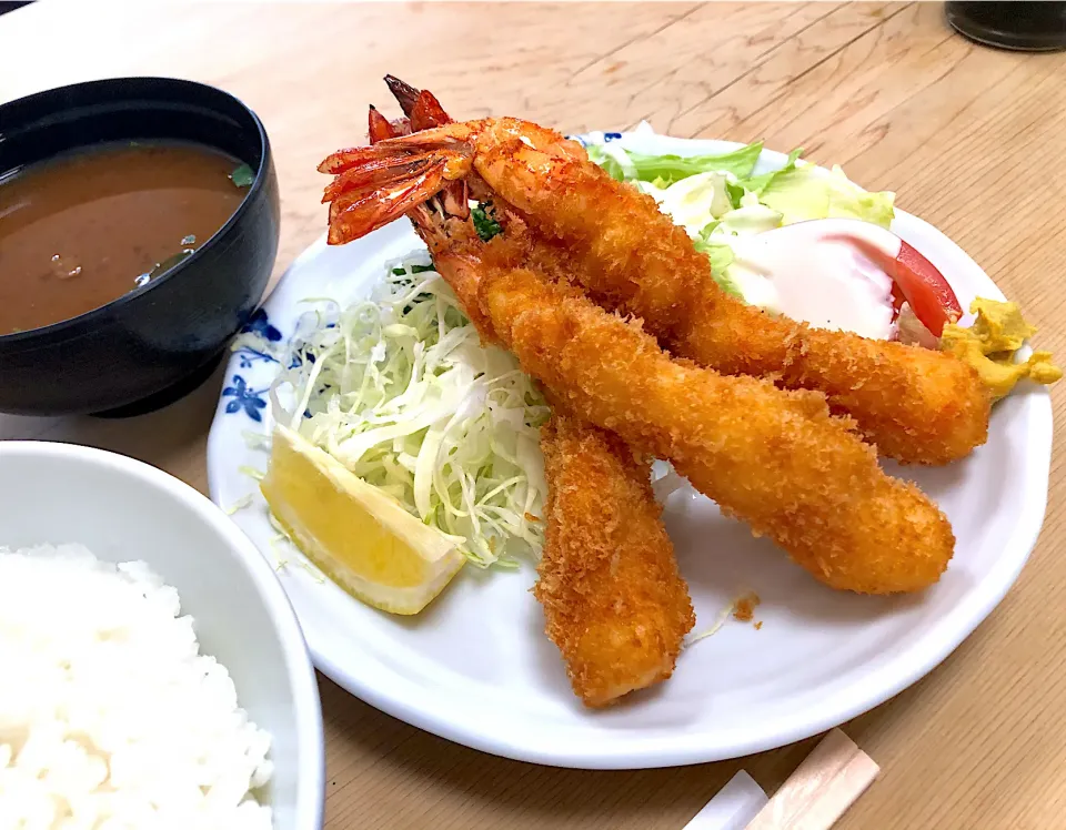 エビフライ定食🍤🍤🍤|buhizouさん