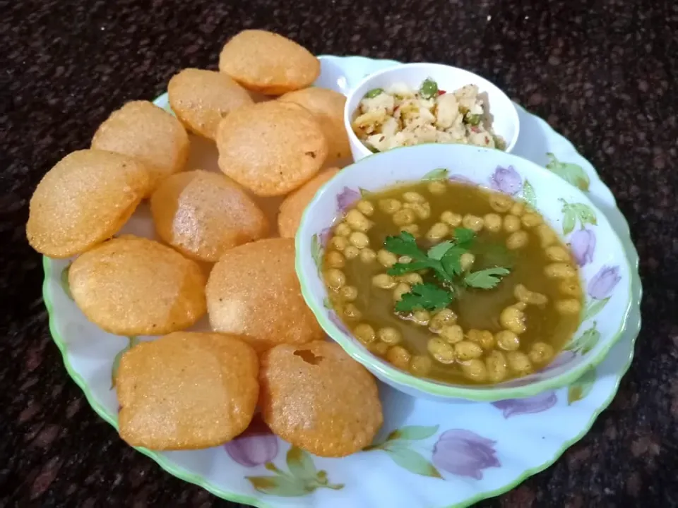 Snapdishの料理写真:Panipuri..|Pooja Agarwalさん