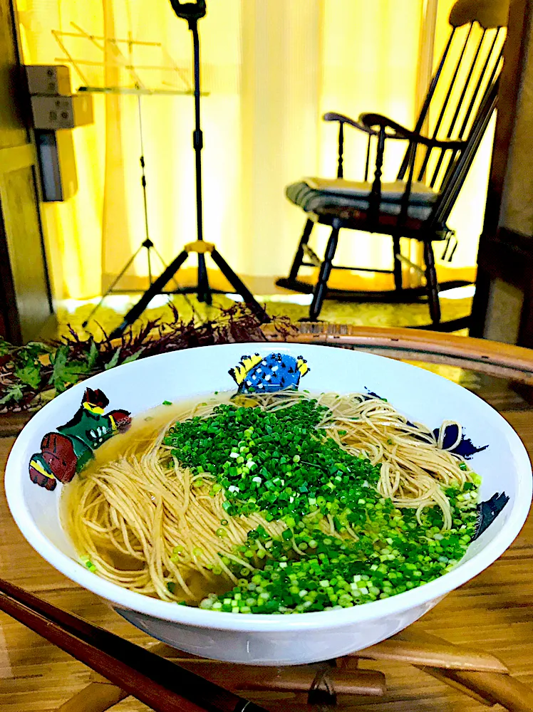 Snapdishの料理写真:蝦子麺。、、、初めて食ったわ。(@_@)|イチロッタさん