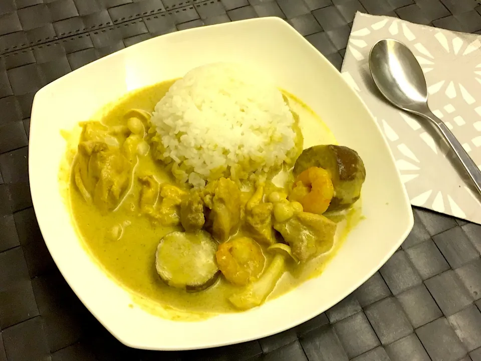 チキンとエビのグリーンカレー|ミイさん