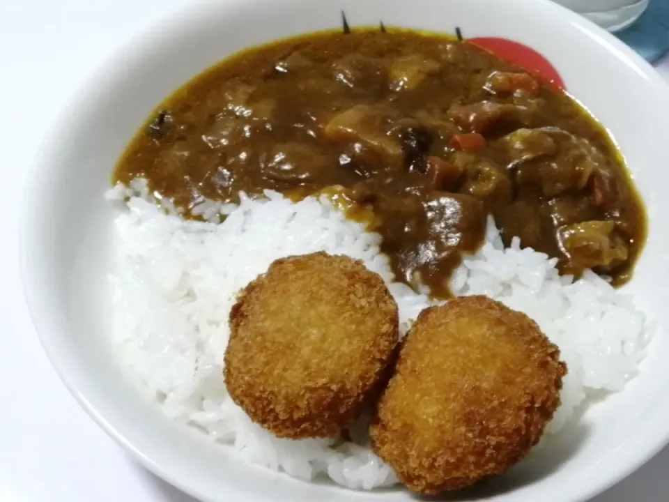 今宵は、ミンチカツ☆カレー🍛|Kojiさん