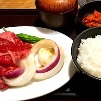 切り落とし山盛り焼肉ランチ|Yamaさん