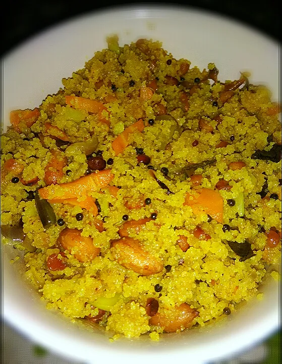 Snapdishの料理写真:Homemade Upma|aloissalikaさん