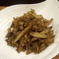 実山椒入り　牛肉と新ゴボウのカレー|ysntomoさん