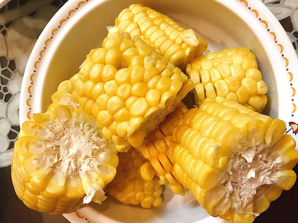 Snapdishの料理写真:いよいよ、とうもろこし🌽さんが美味しい季節がやってきましたー❣️|アライさんさん