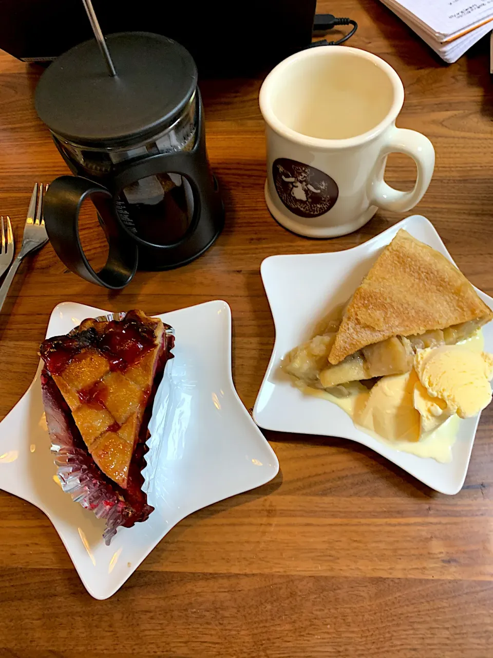 Snapdishの料理写真:テレワーク中にバビーズのおやつ🥧|ゆたんさん