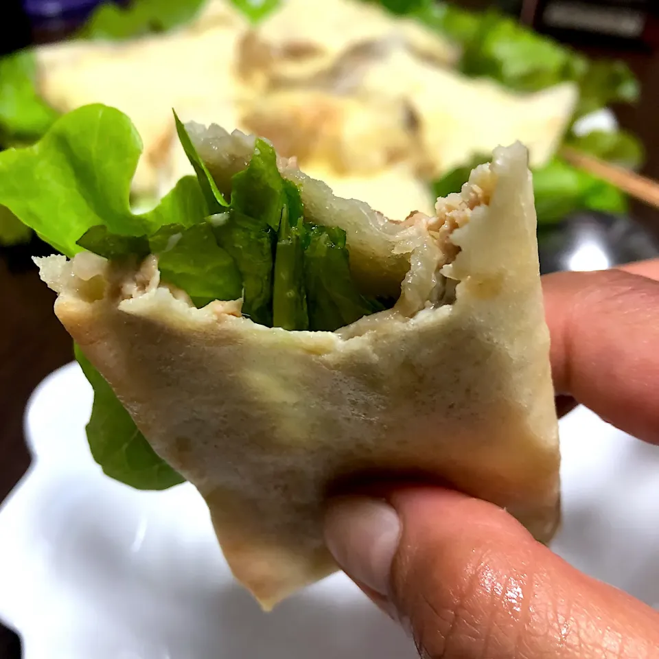 Baked Cheesy Tuna-Mushroom pockets|Laarni Nabongさん