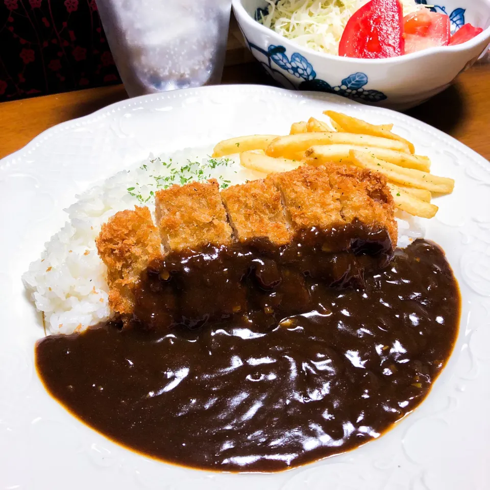 Snapdishの料理写真:【欧風カツカレー♪】|ristorante_sallyさん